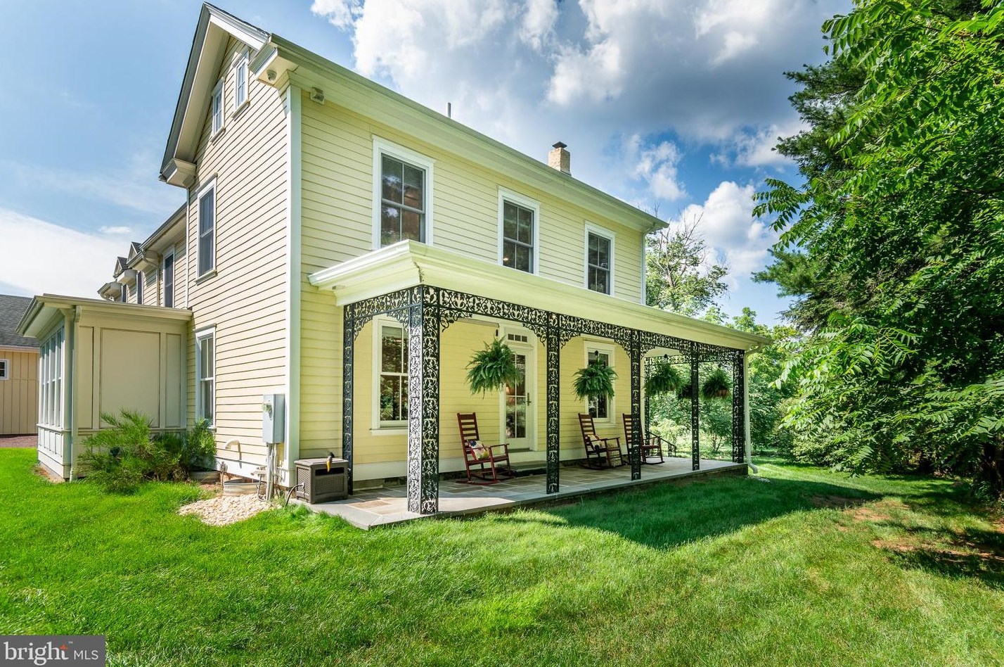 2969 Windy Bush Rd, Upper Makefield PA 18940-3119 exterior