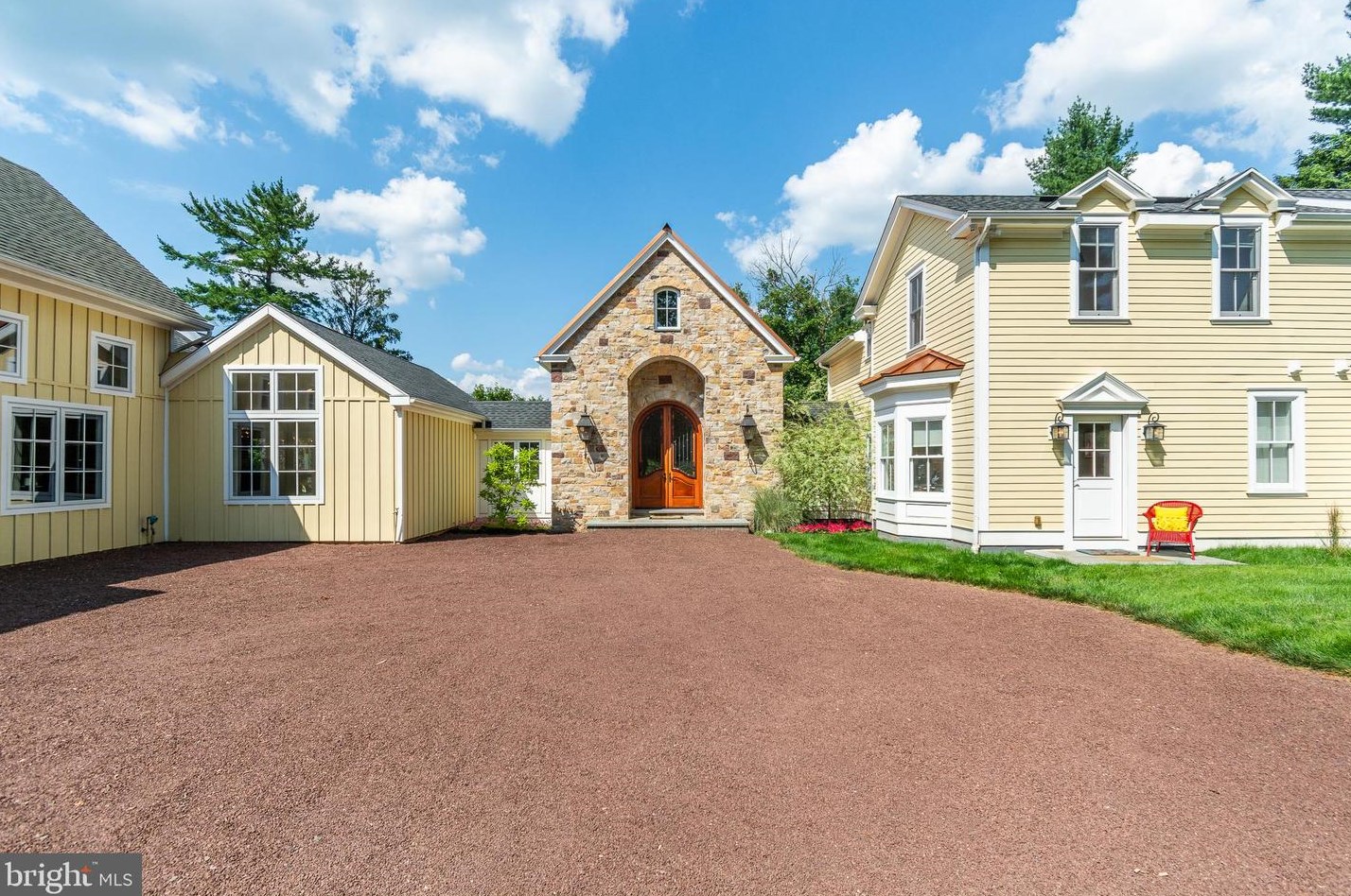 2969 Windy Bush Rd, Upper Makefield PA 18940-3119 exterior