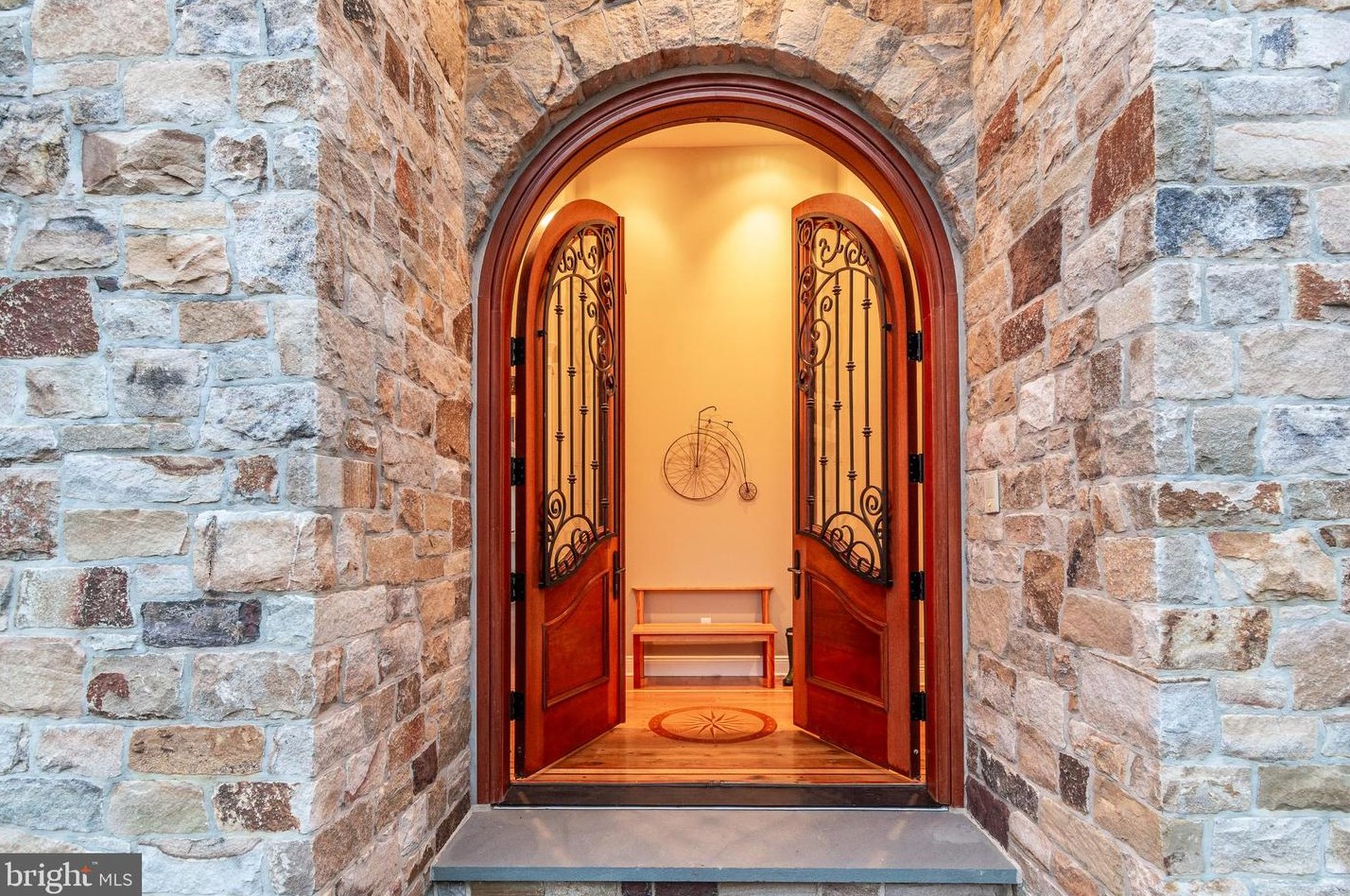 2969 Windy Bush Rd, Upper Makefield PA 18940-3119 exterior