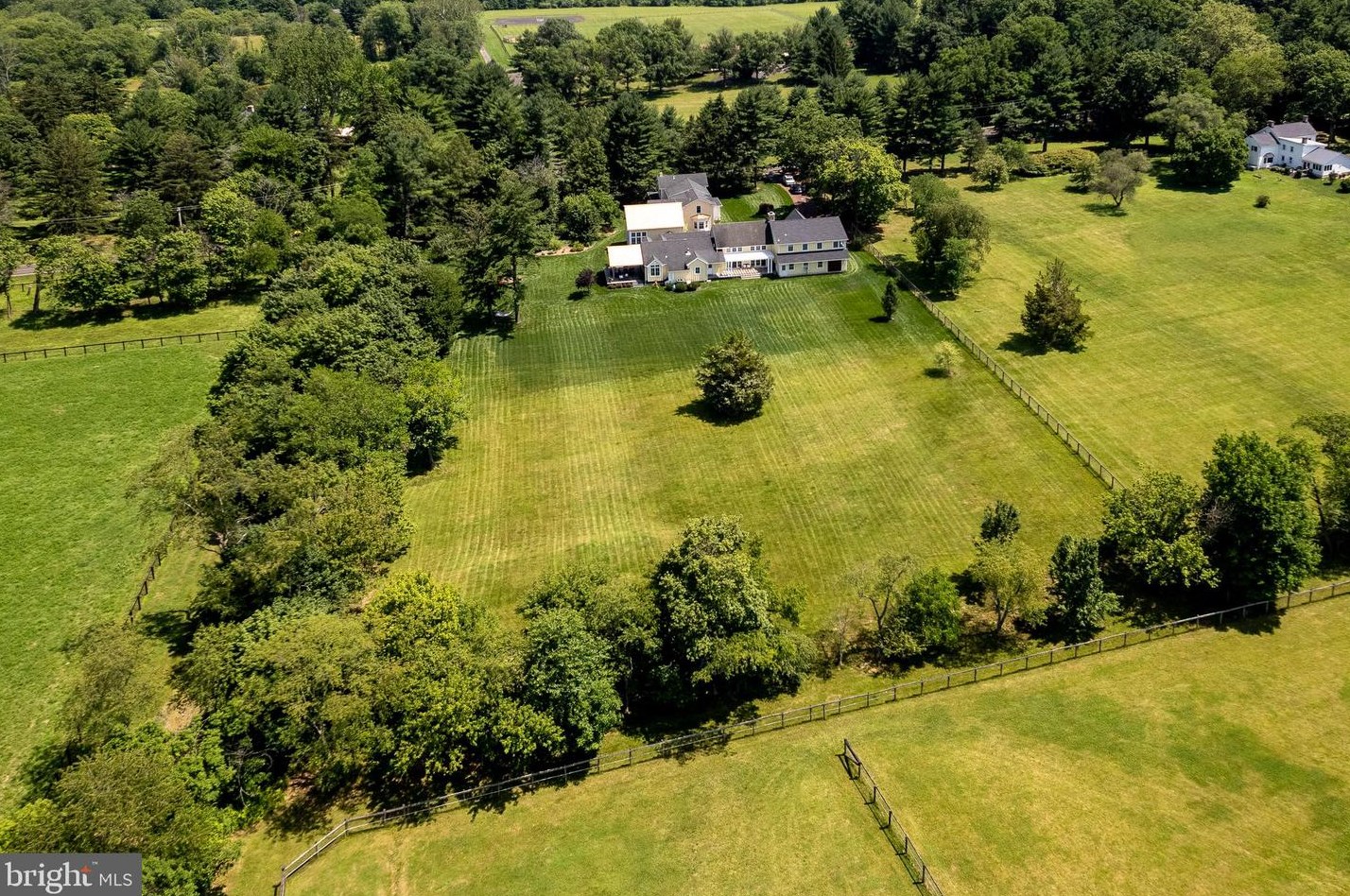 2969 Windy Bush Rd, Upper Makefield PA 18940-3119 exterior