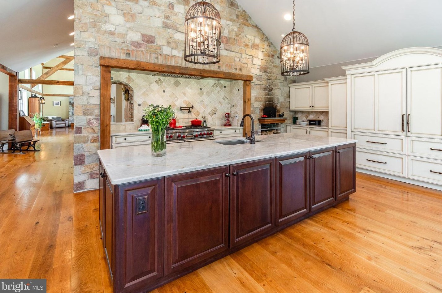 2969 Windy Bush Rd, Upper Makefield PA 18940-3119 exterior