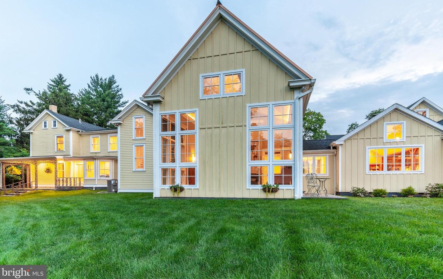 2969 Windy Bush Rd, Upper Makefield PA 18940-3119 exterior