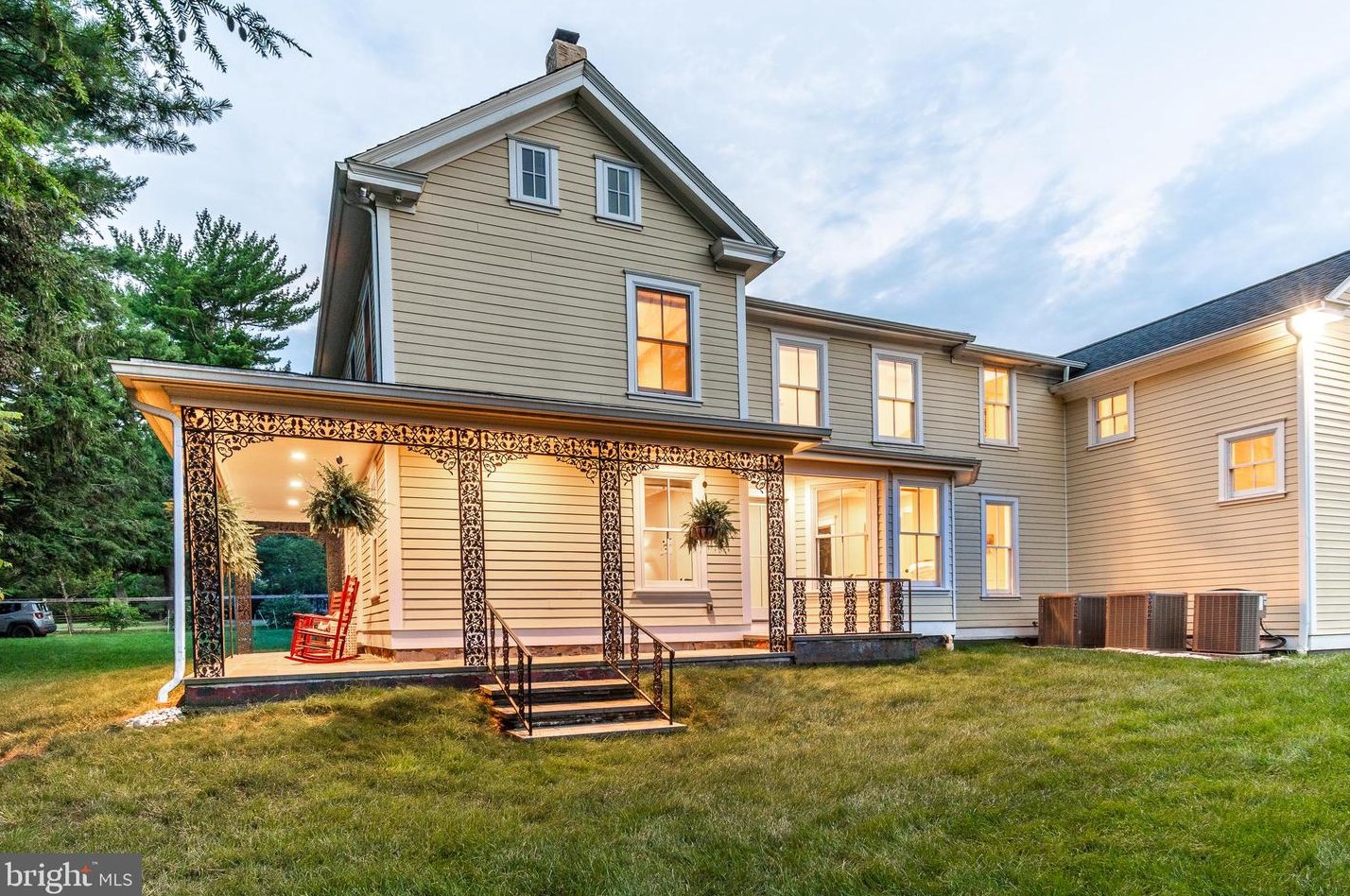 2969 Windy Bush Rd, Upper Makefield PA 18940-3119 exterior