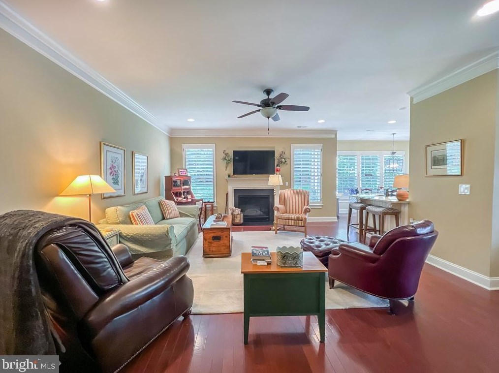 210 Willow Dr, Upper Makefield PA 18940-2445 exterior