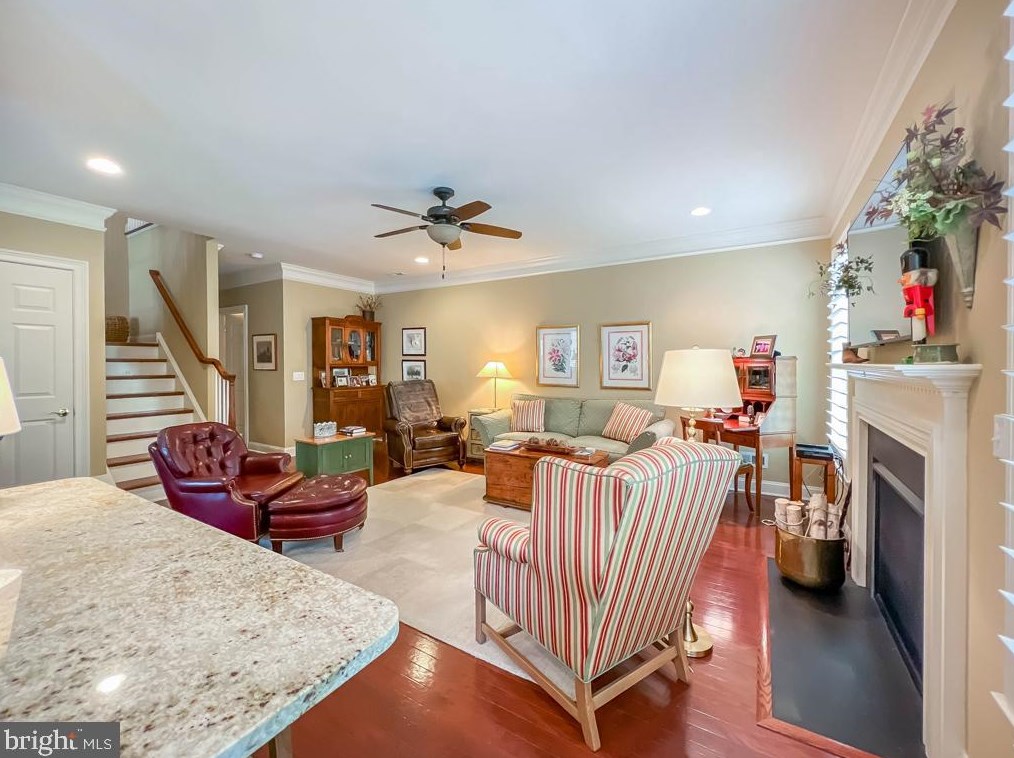 210 Willow Dr, Upper Makefield PA 18940-2445 exterior