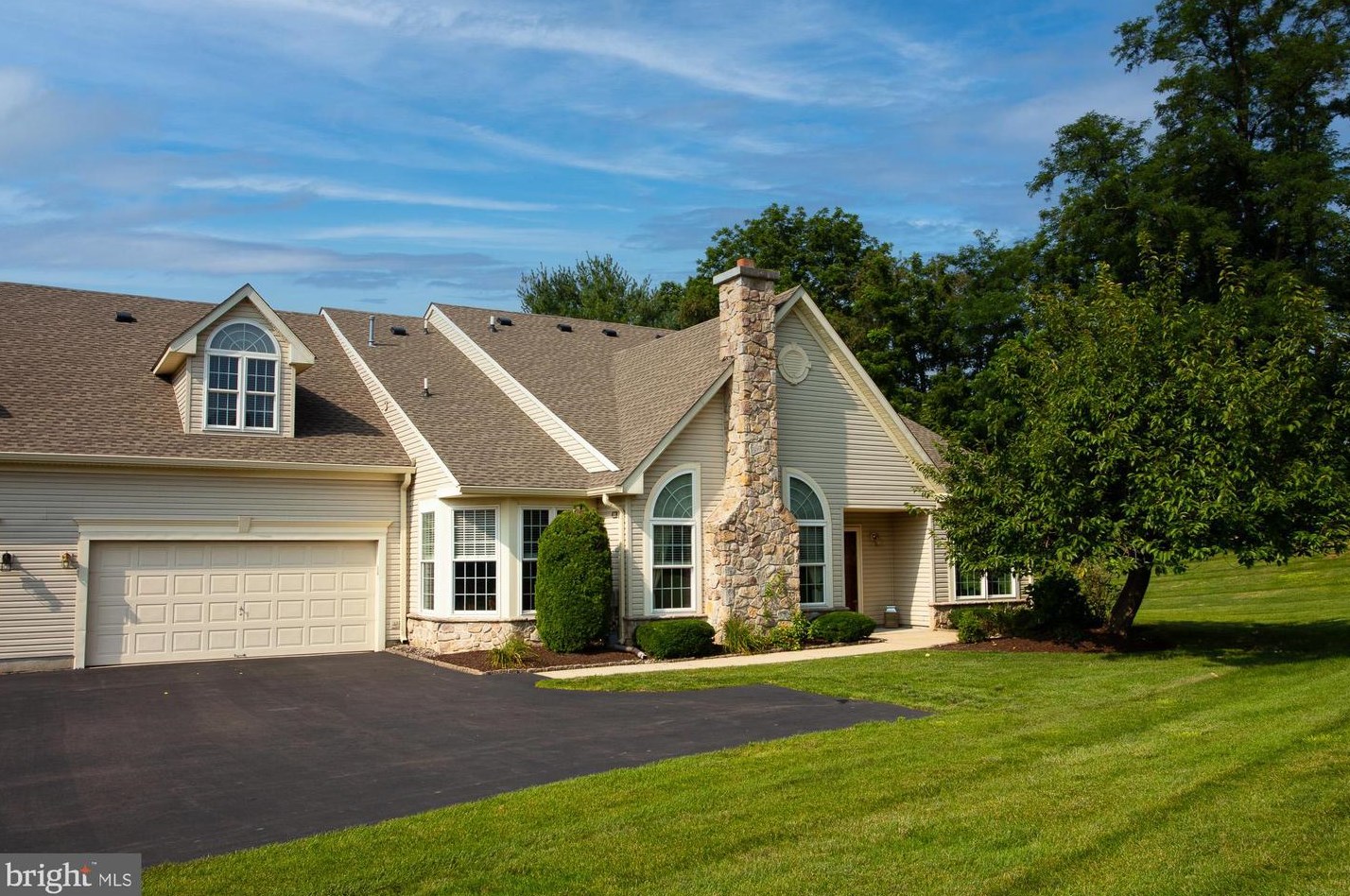 111 Bellflower Rd, Langhorne, PA 19047-1761