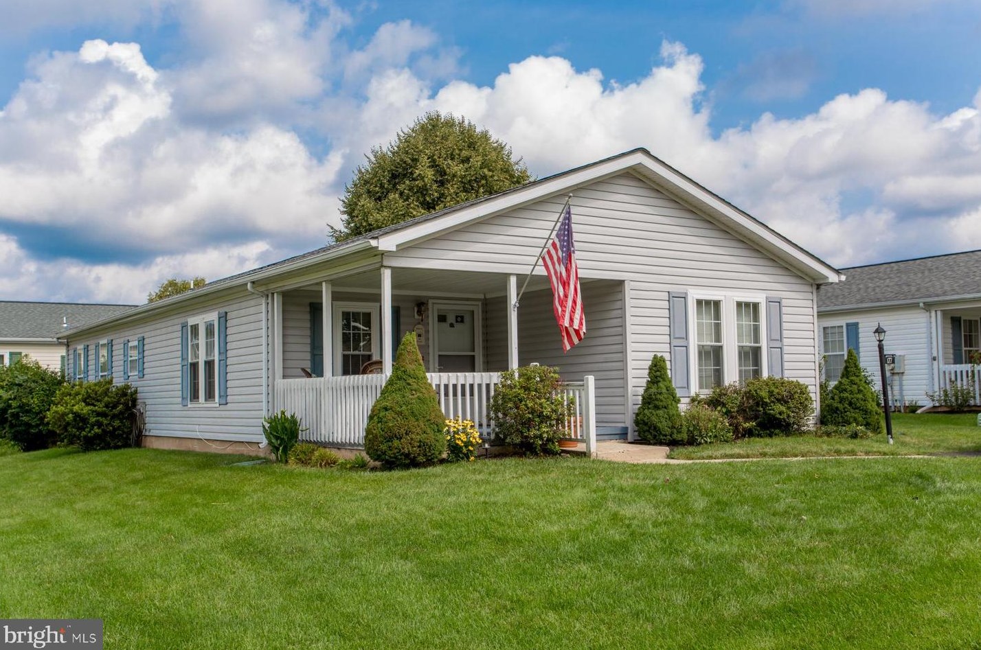 177 Grouse Cir, New Hope, PA 18938-1551