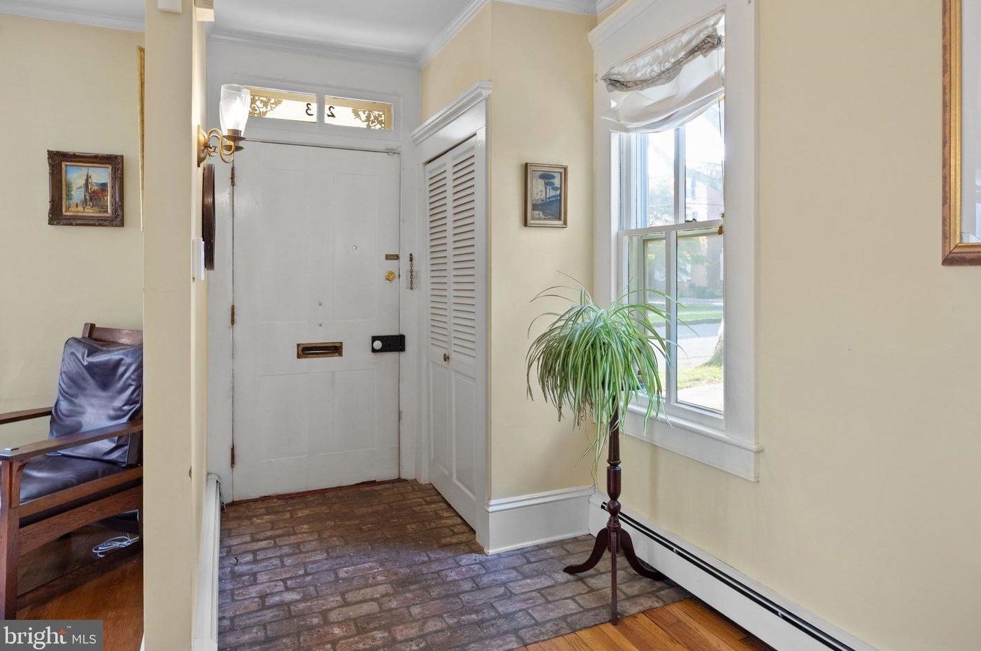 23 Chancellor St, Upper Makefield PA  18940-2107 exterior