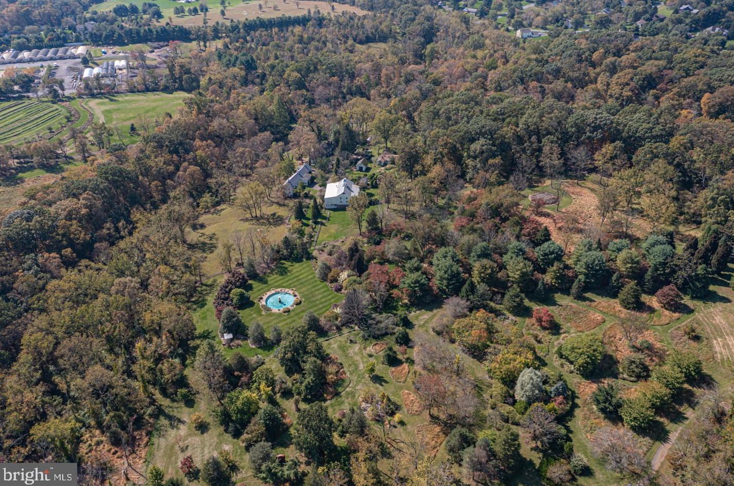 62 Thompson Ml Rd, Upper Makefield PA 18940-9627 exterior