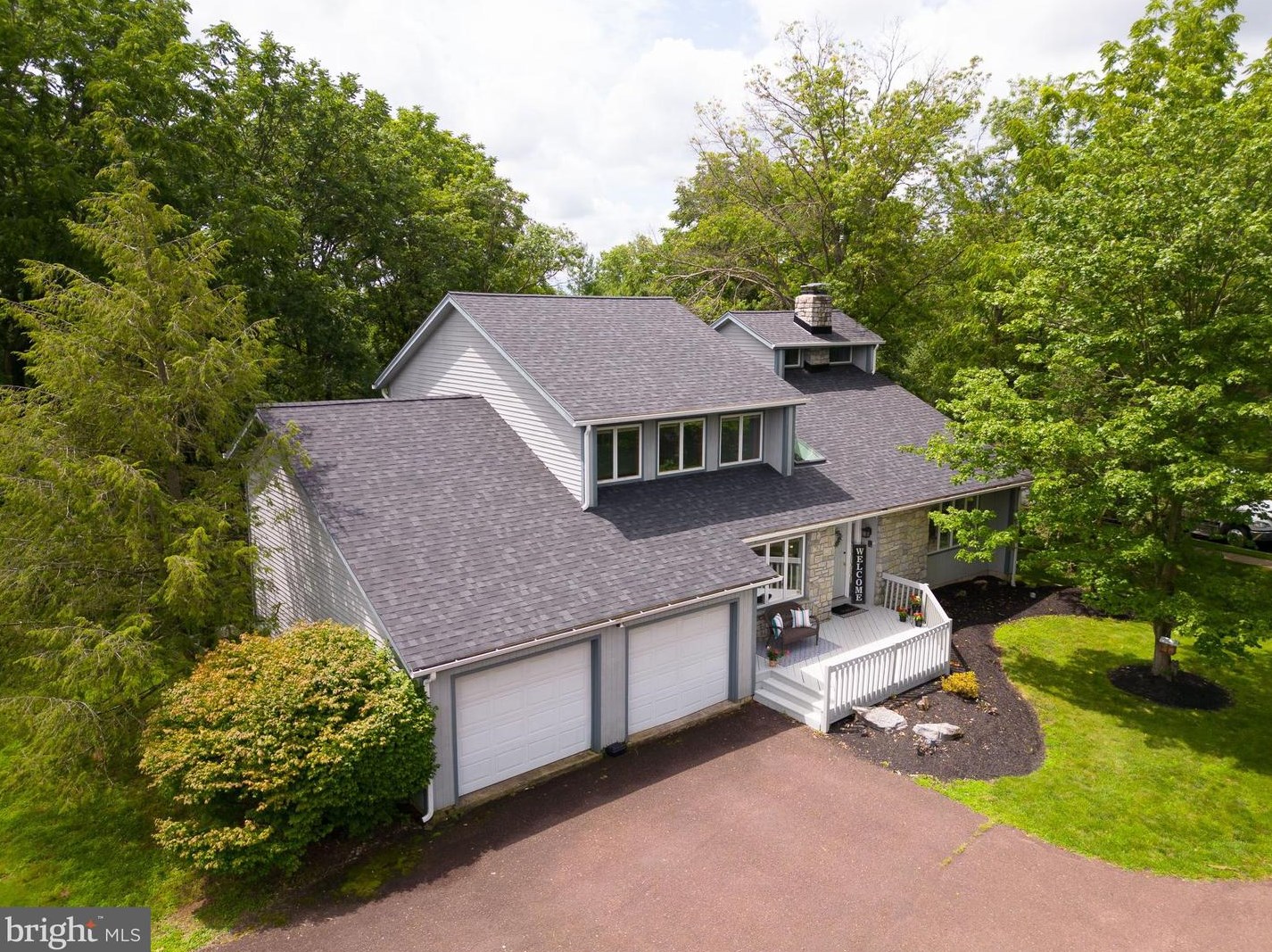 20 Hillendale Rd, Perkasie, PA 18944-2368