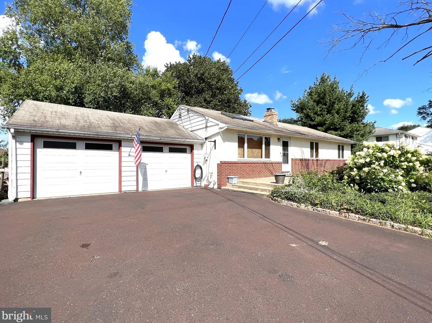 115 Baringer Ave, Perkasie, PA 18944-2637