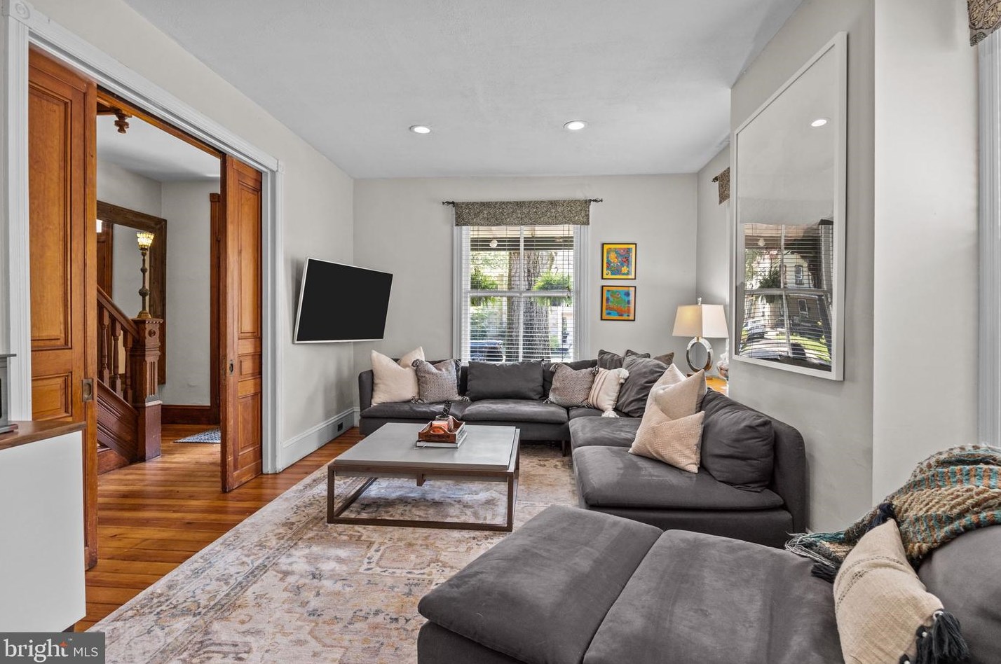 26 Chancellor St, Upper Makefield PA 18940-2107 exterior