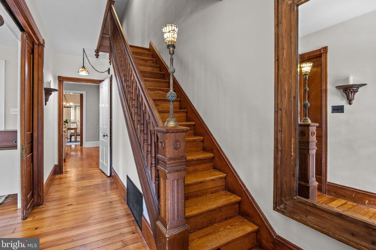 26 Chancellor St, Upper Makefield PA  18940-2108 exterior