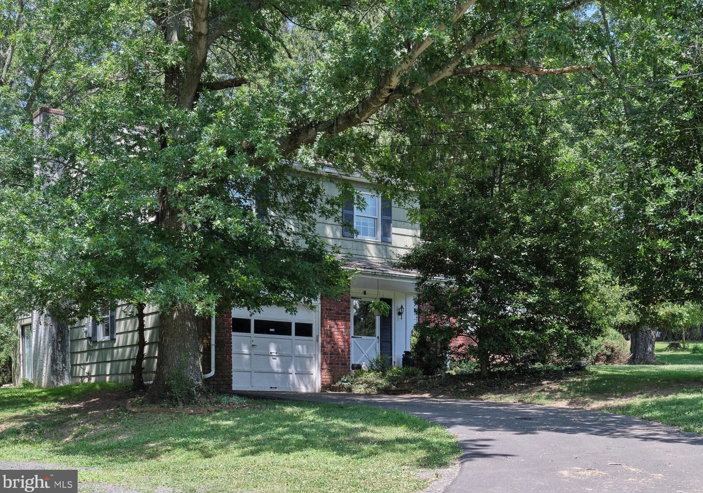 347 Lurgan Rd, New Hope, PA 18938