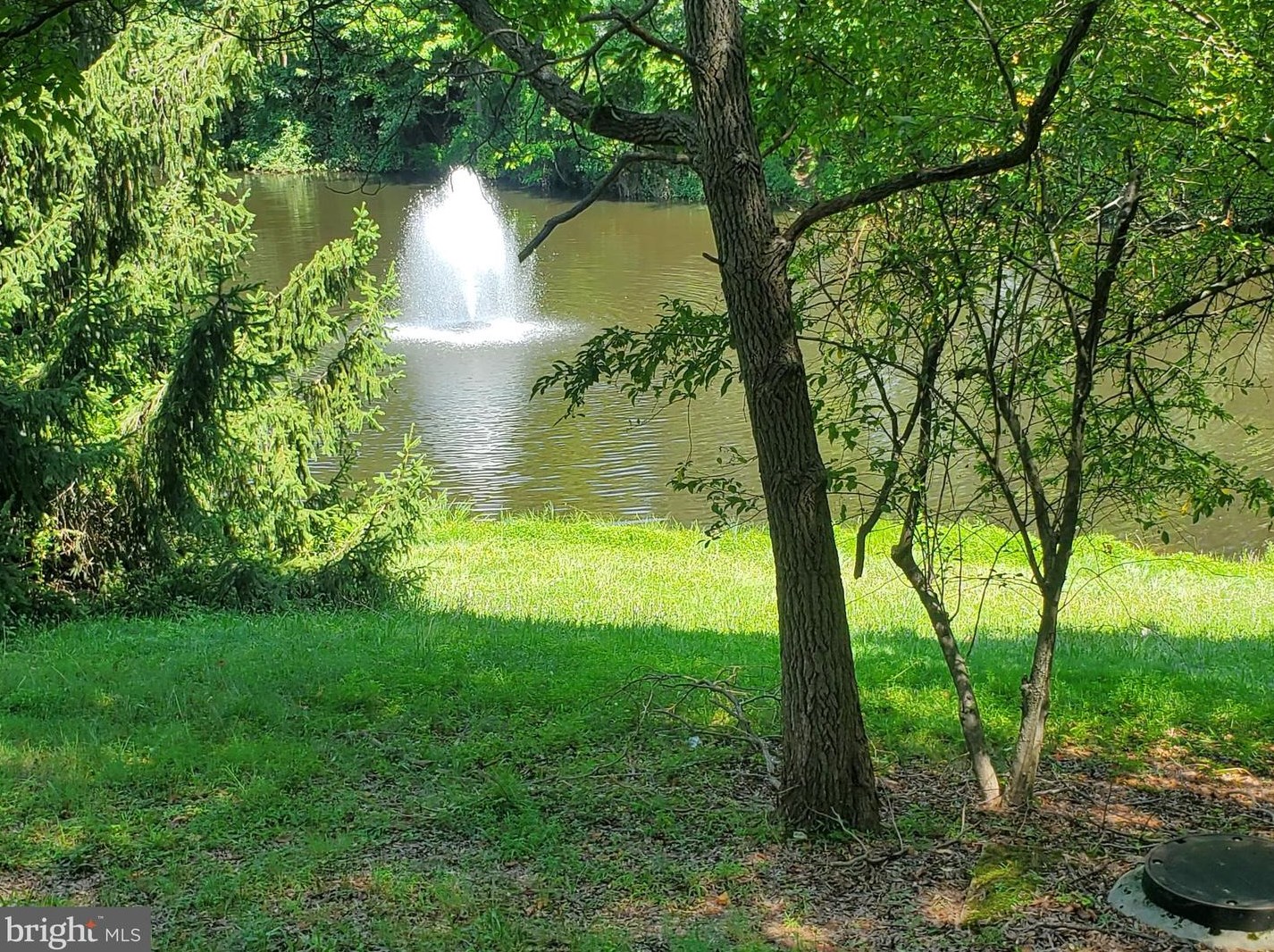 1610 Lakeview Cir, Yardley, PA 19067
