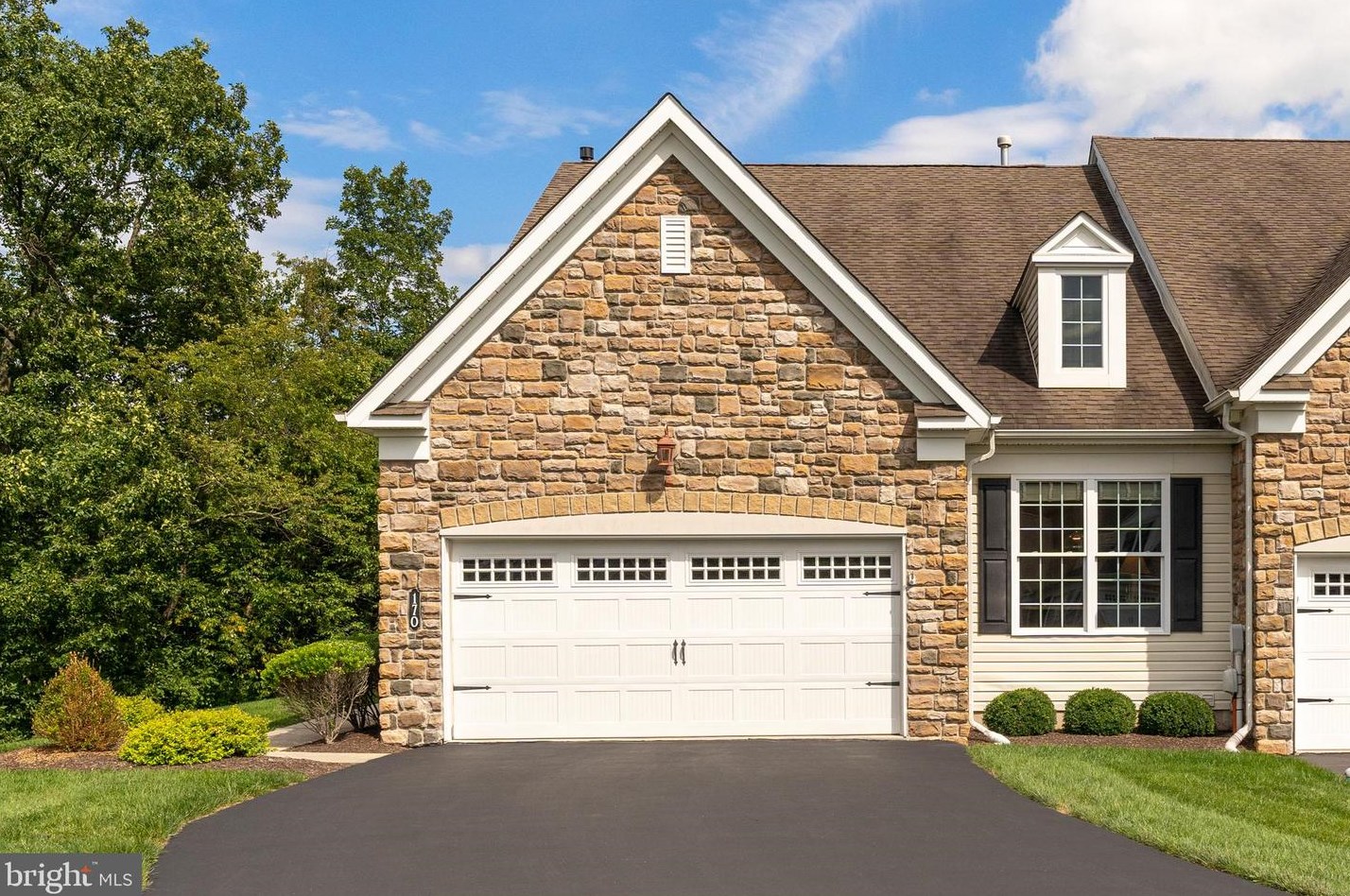 170 Reagan Dr, Sellersville, PA 18960-1665