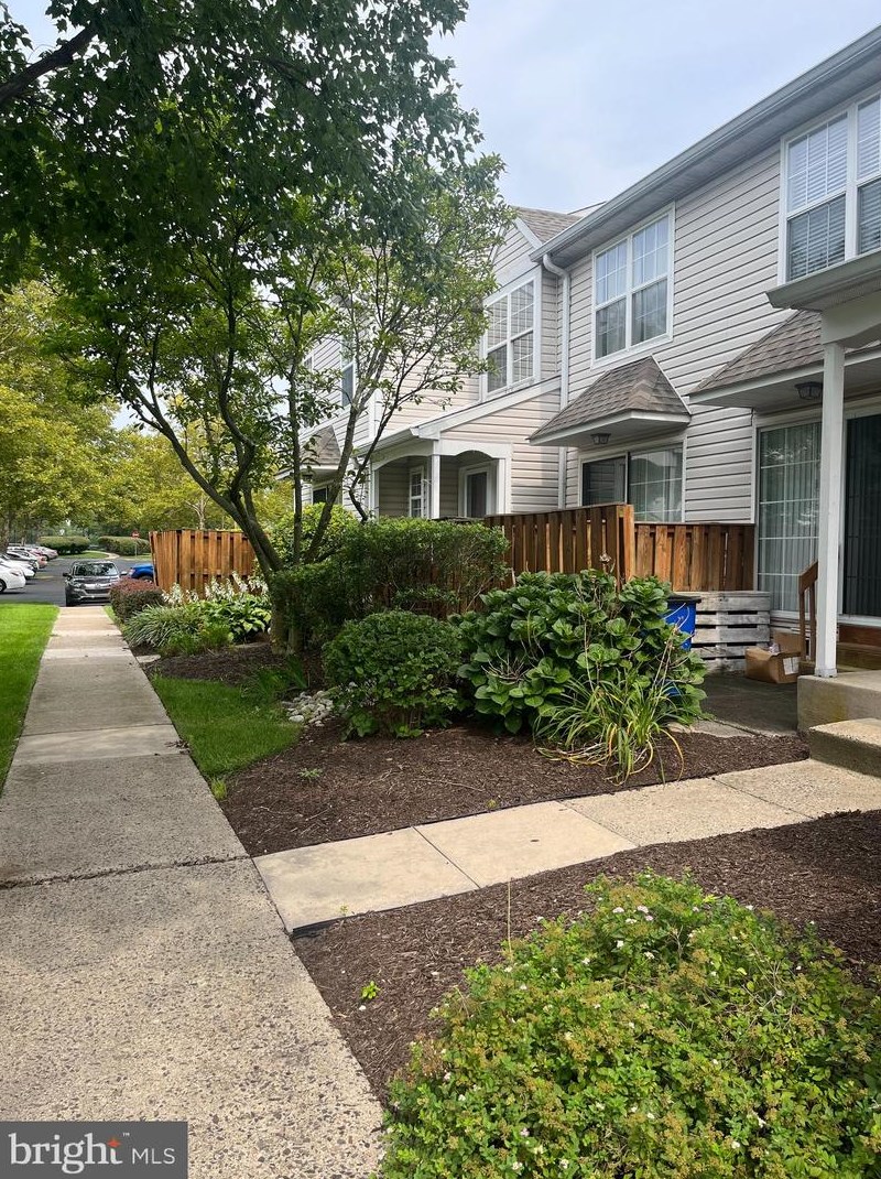 9206 Sheffield Dr, Yardley, PA 19067