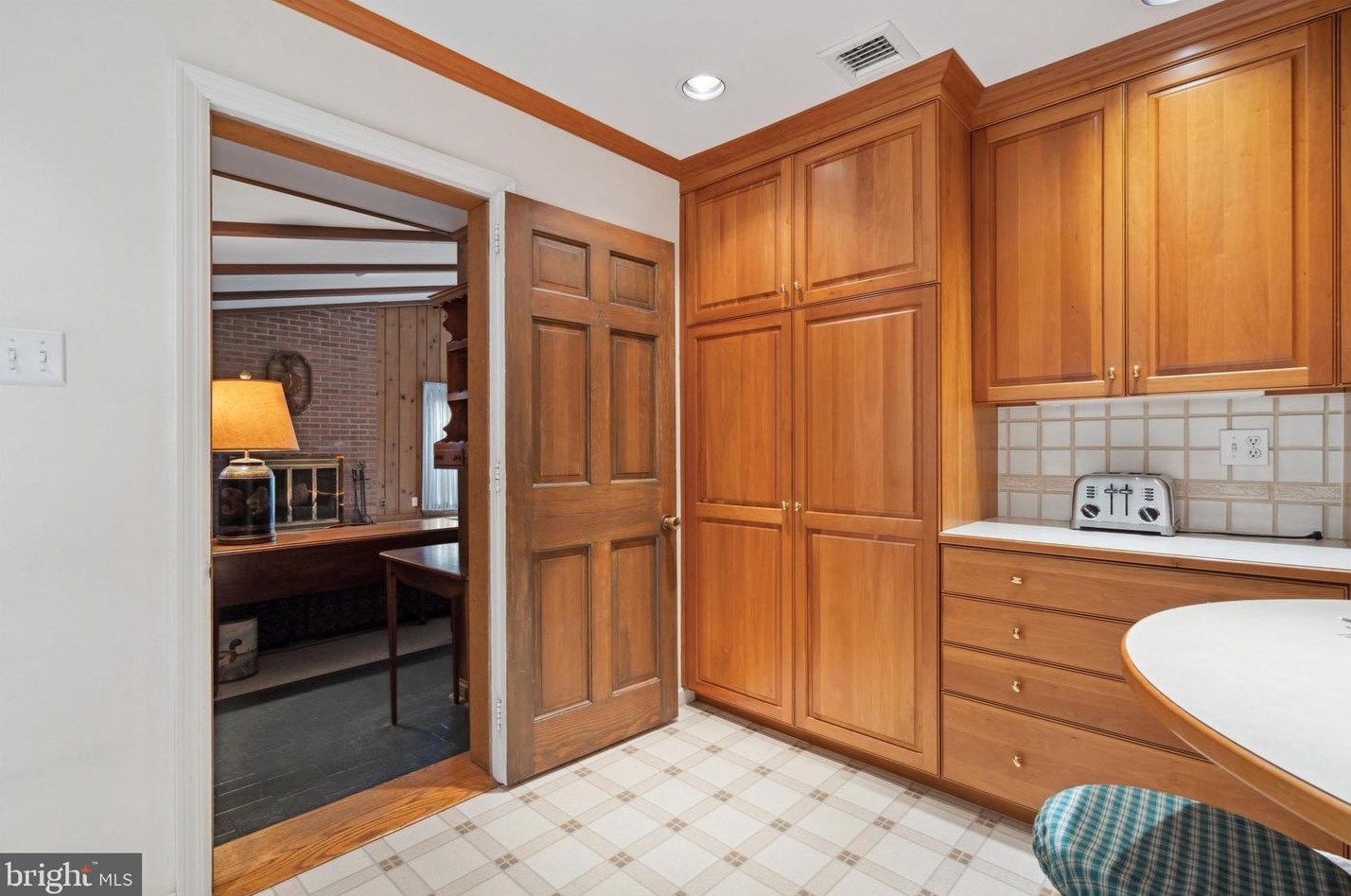 2651 Furlong Rd, Gardenville PA  exterior