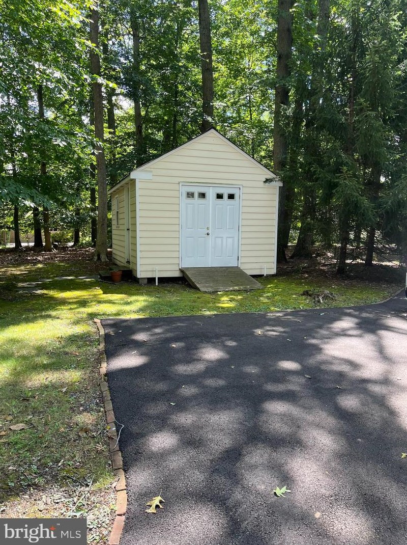 2651 Furlong Rd, Gardenville PA  exterior