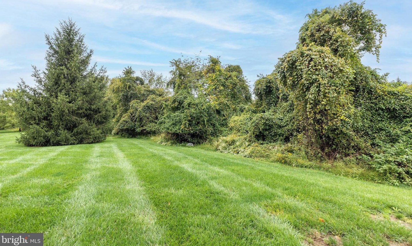 134 Shadybrook Dr, Langhorne PA 19047-8028 exterior