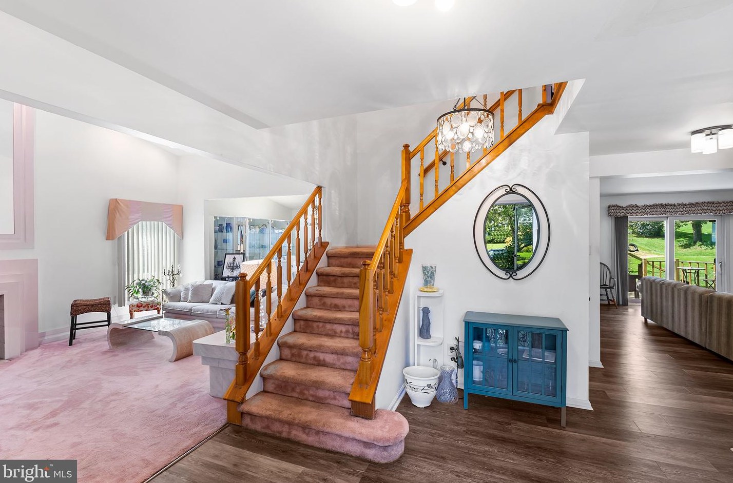 2049 Wellington Rd, Upper Makefield PA  18940-3709 exterior