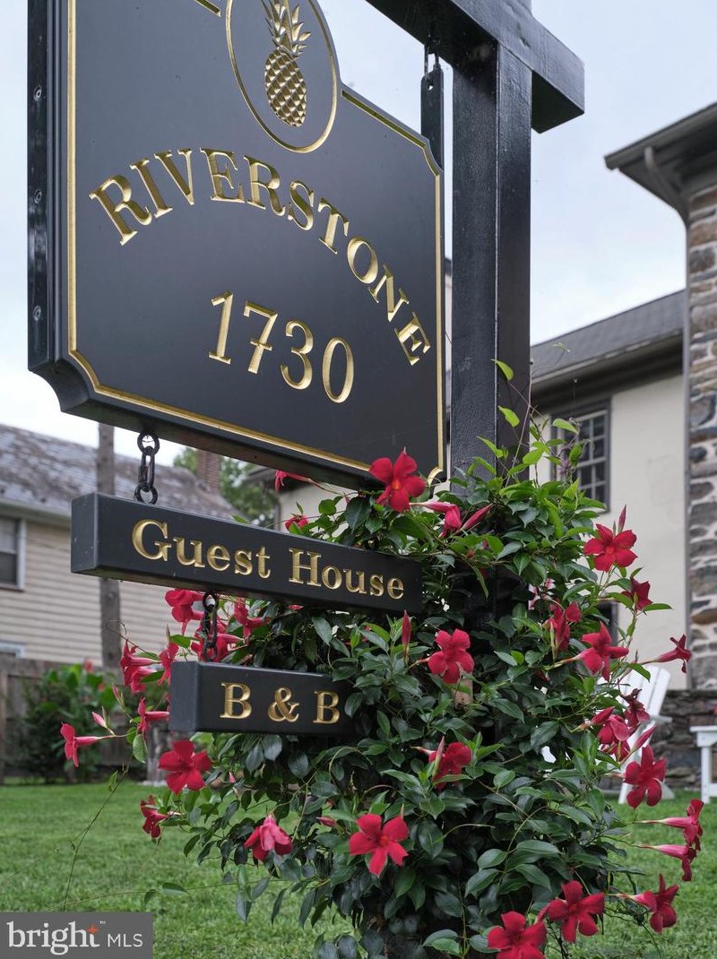 1636 River Rd, Upper Black Eddy, PA 18972