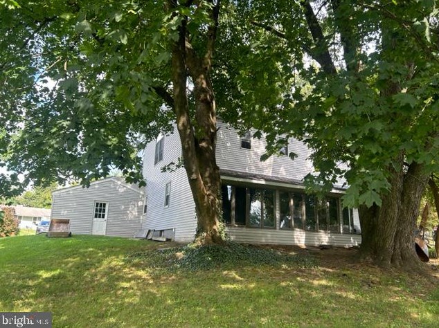 207 Front St, Langhorne PA  19053-6416 exterior