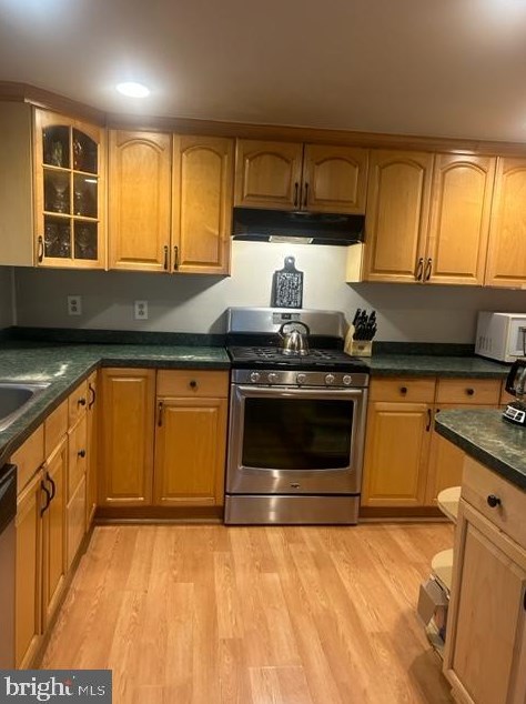 207 Front St, Langhorne PA  19053-6416 exterior