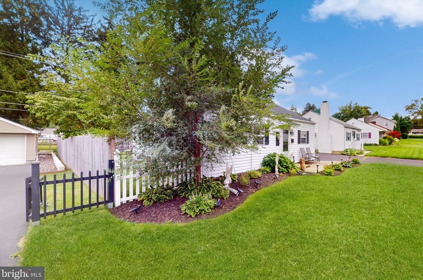 829 Willow St, Southampton, PA 18966