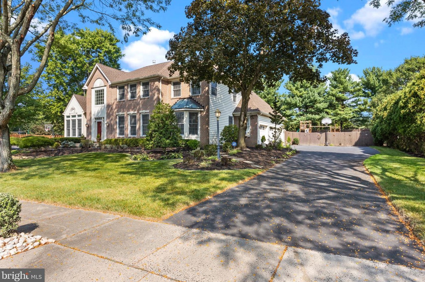 1515 Brookfield Rd, Yardley, PA 19067