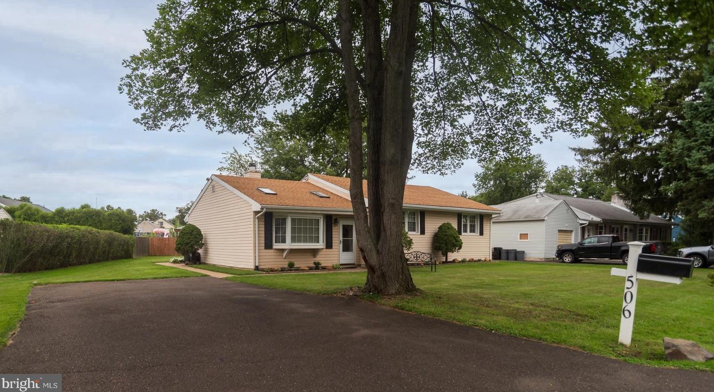 506 Delaware Ave, Langhorne, PA 19047-7509