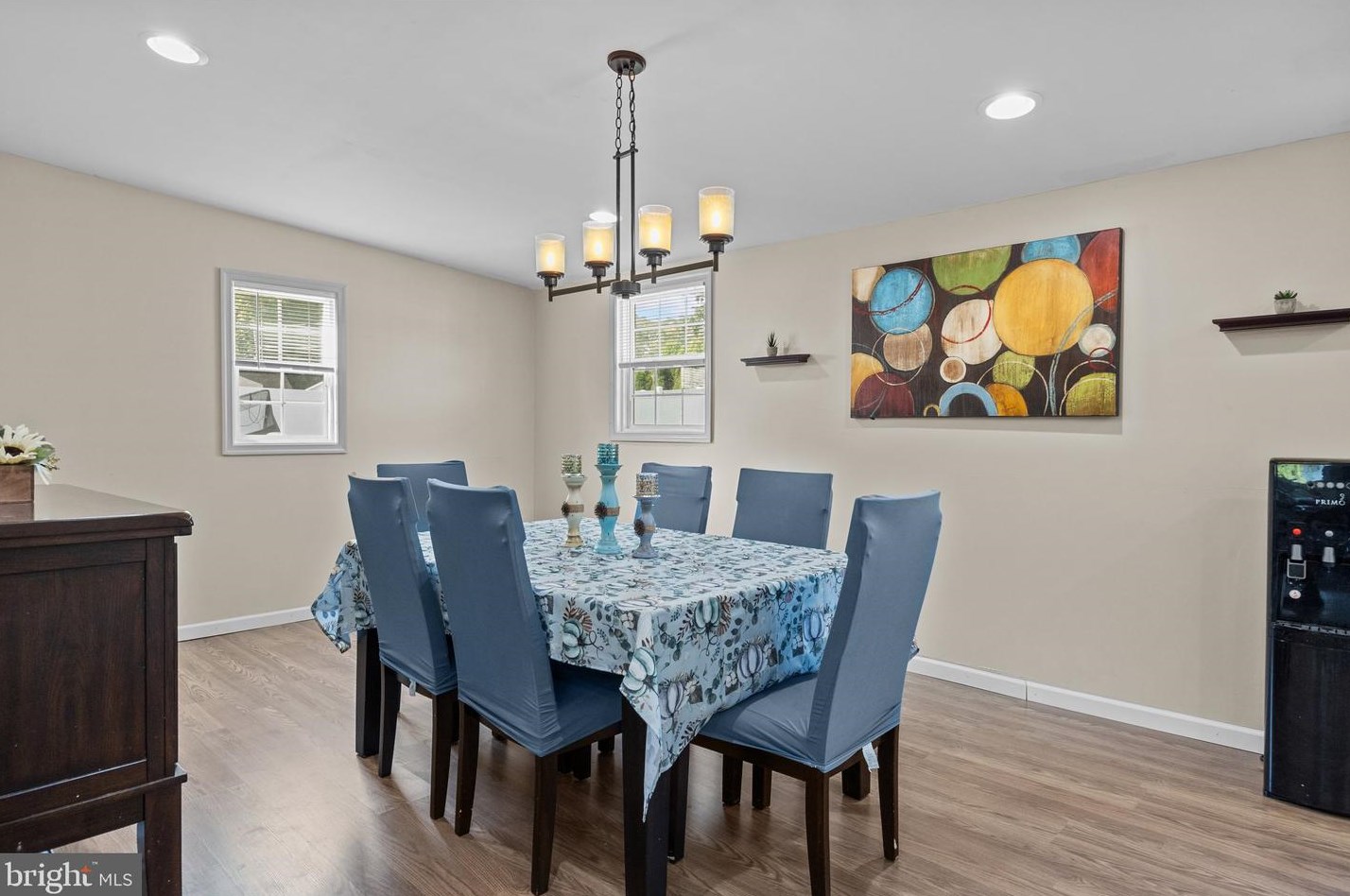 219 Plumbridge Dr, Levittown PA 19056-3536 exterior