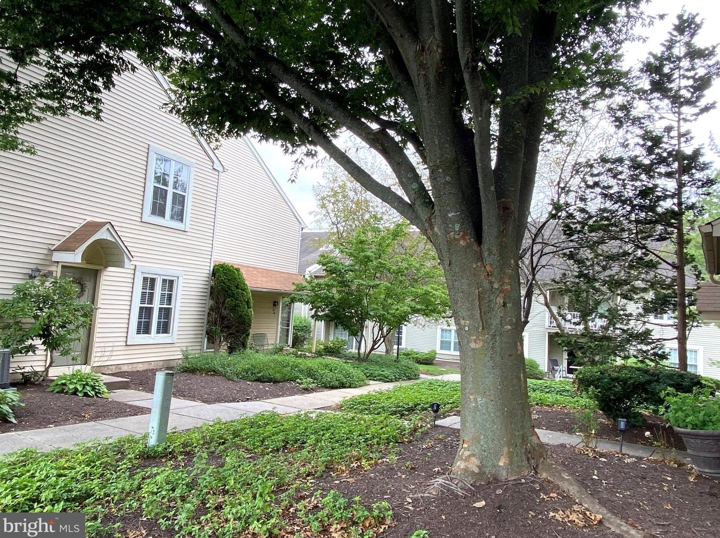 316 Society Pl, Upper Makefield PA  18940-3238 exterior