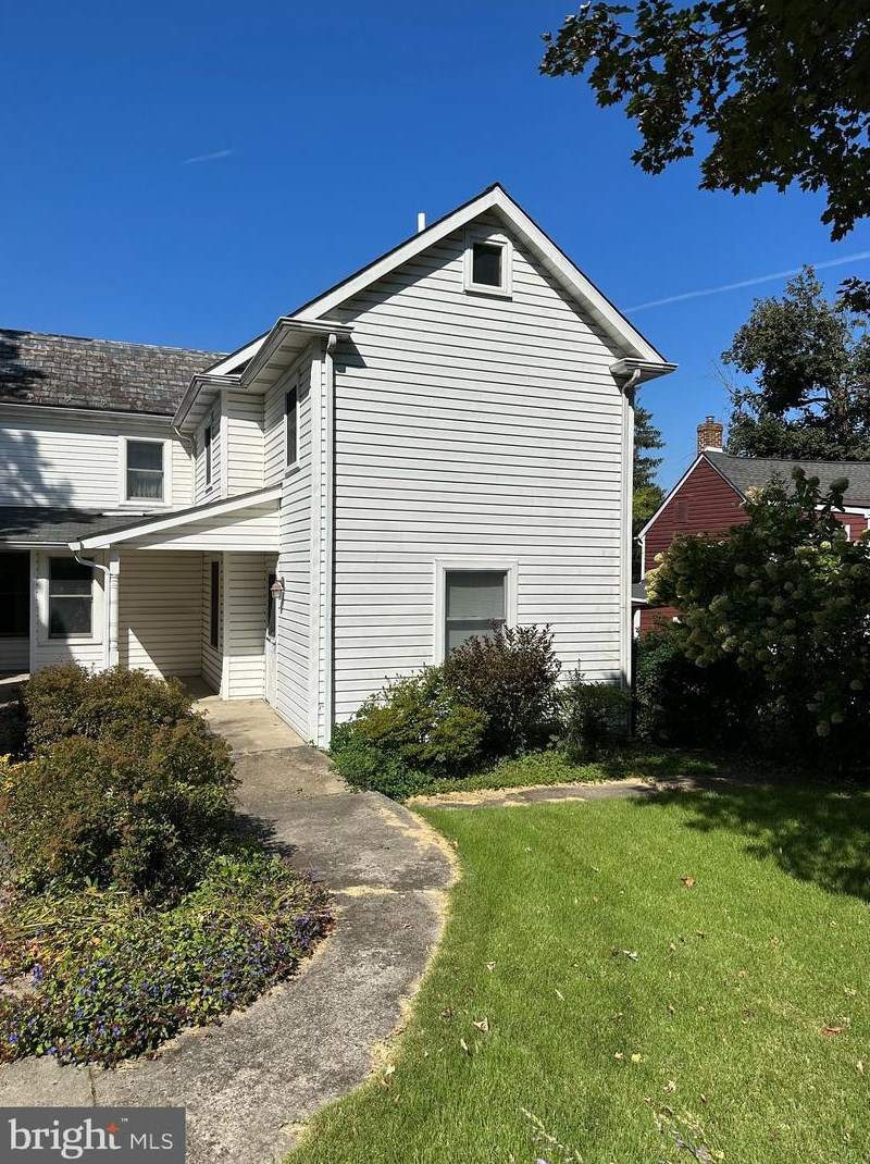 187 N Main St, Gardenville, PA