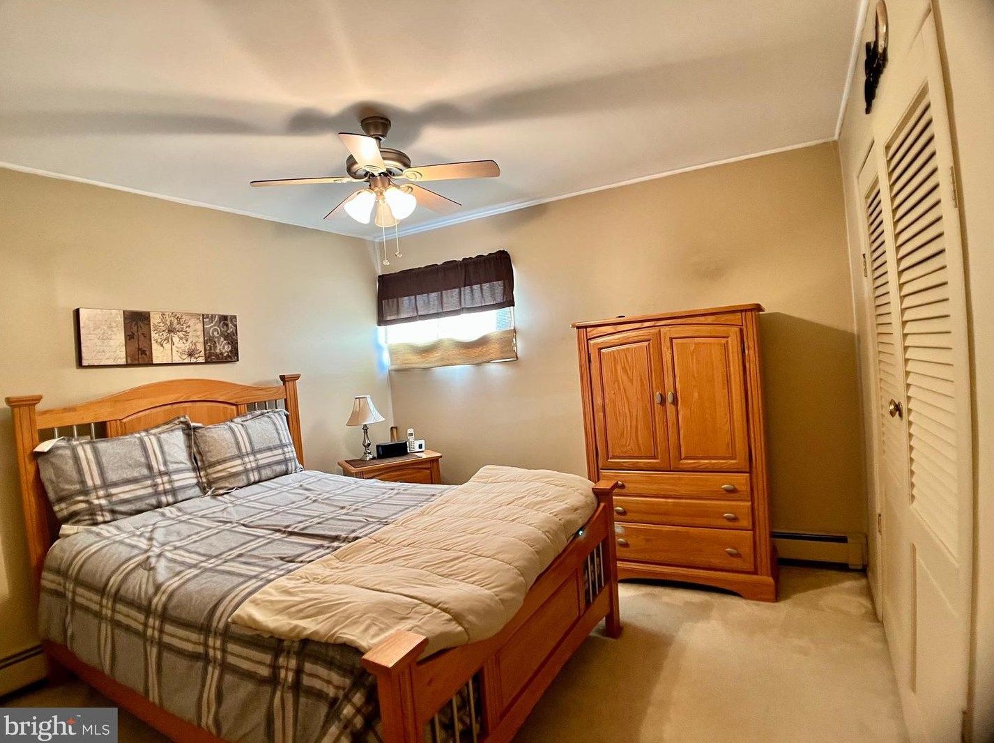 33 Ruby Ln, Levittown PA 19055-1432 exterior