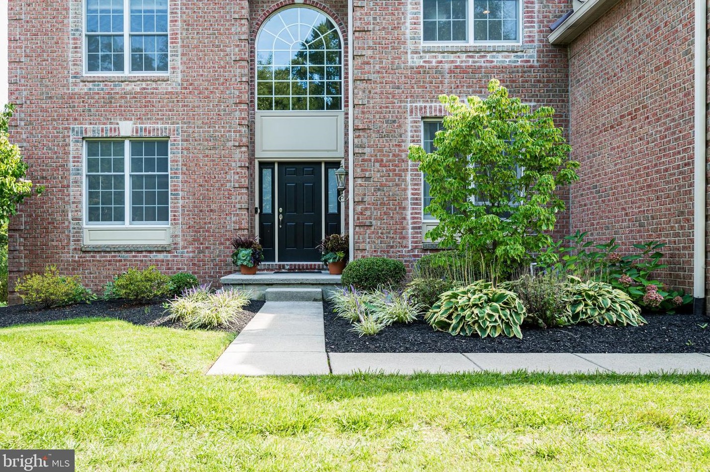 2236 Bellflower Ln, New Hope, PA 18938-5504