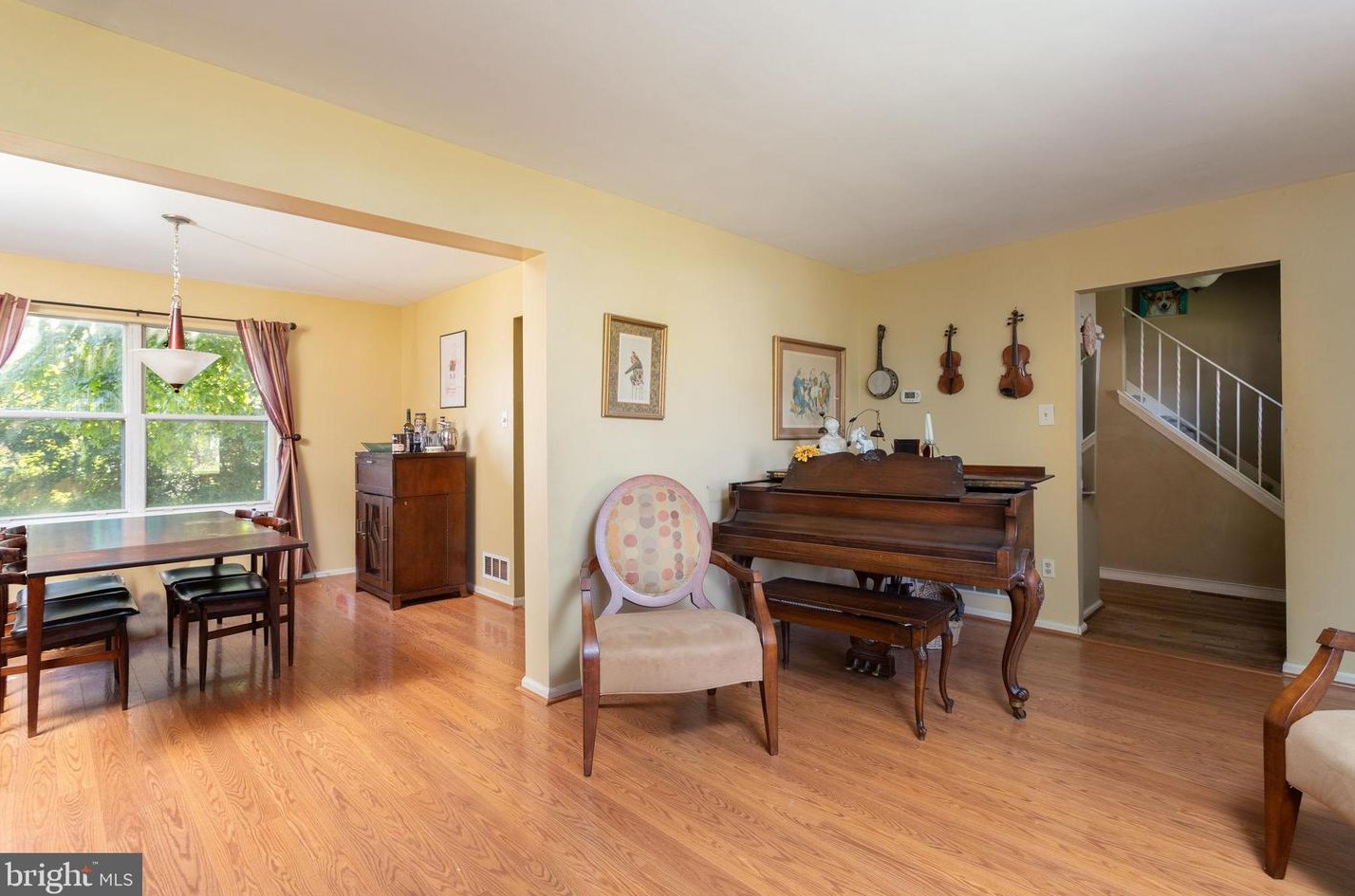 312 Cambridge Ln, Upper Makefield PA 18940-3310 exterior