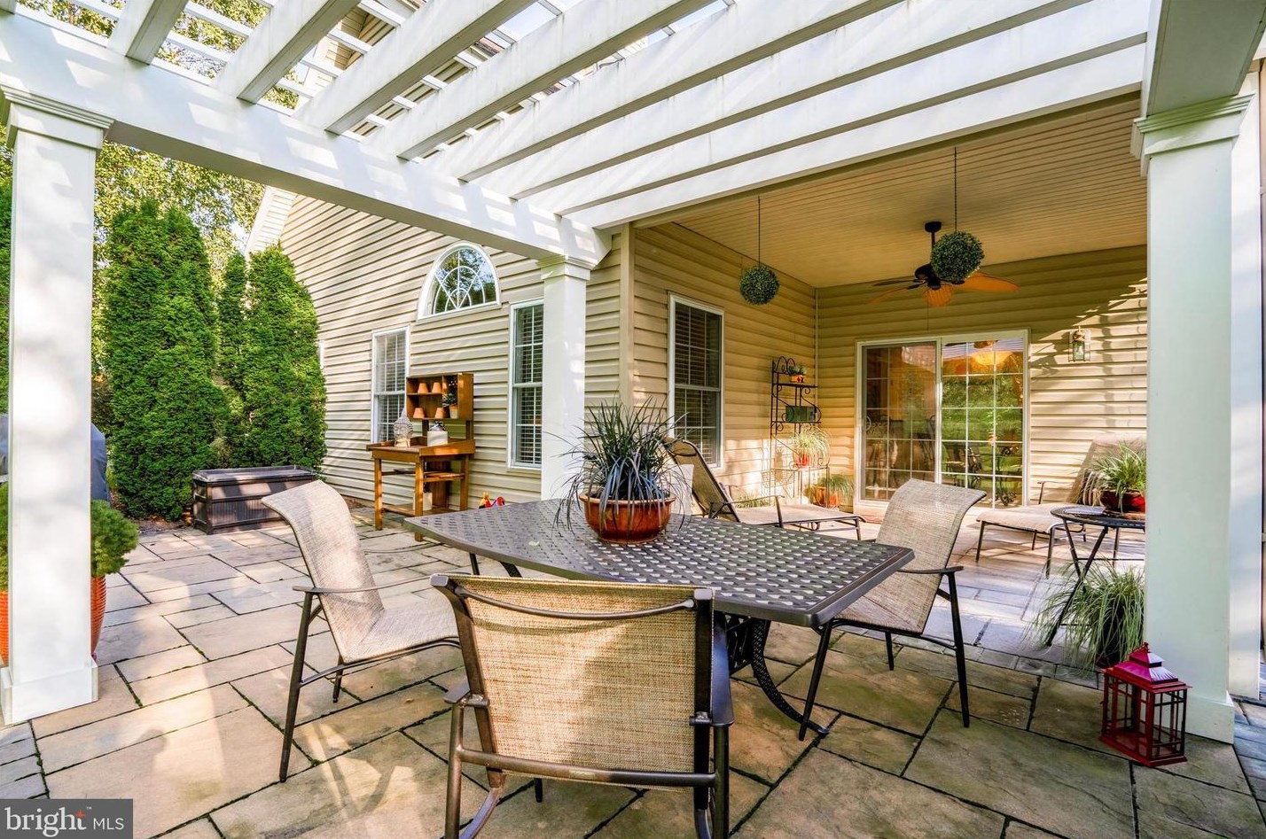 149 Silvertail Ln, New Hope, PA 18938-5764