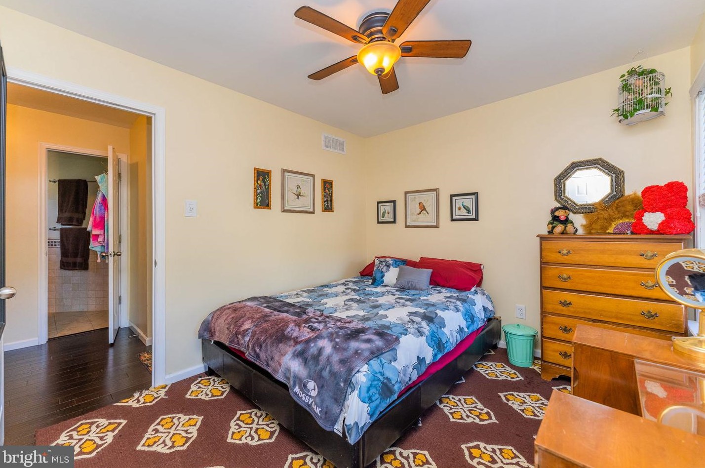 107 Chelsea Ct, Perkasie PA  18944-1887 exterior