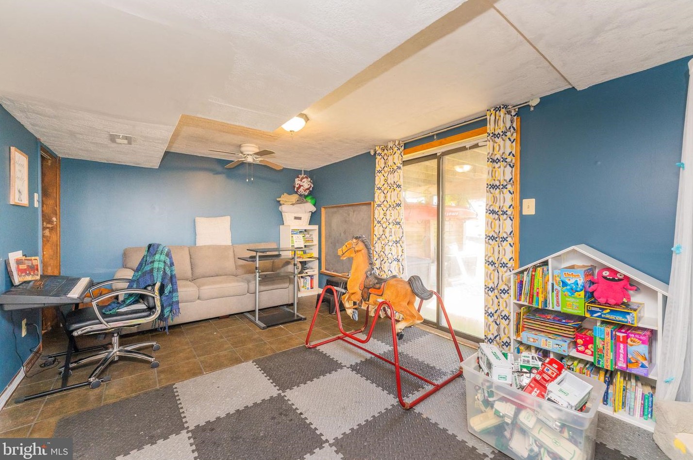 107 Chelsea Ct, Perkasie PA  18944-1887 exterior