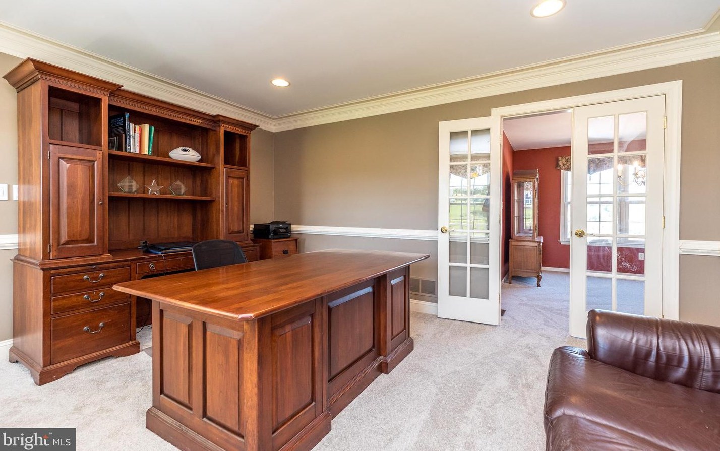 35 Steeple Dr, Kintnersville PA  18930-1652 exterior