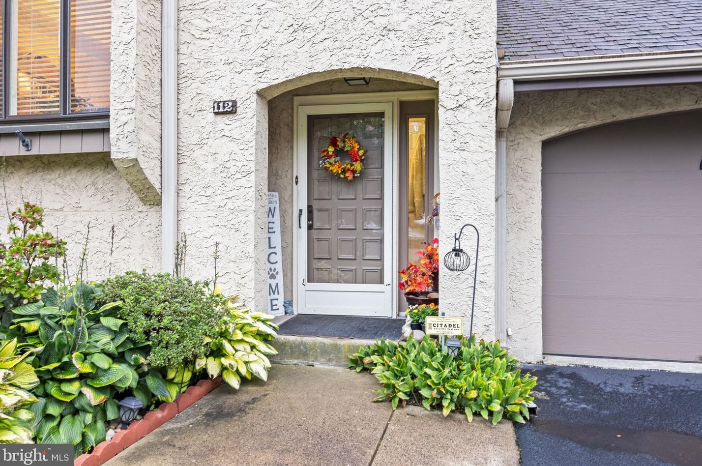 112 Golf Club Dr, Langhorne, PA 19047