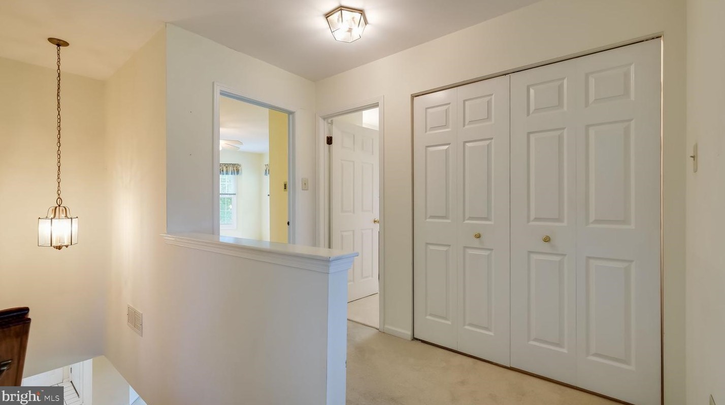 21 Kanon Ct, Upper Makefield PA 18940-1861 exterior