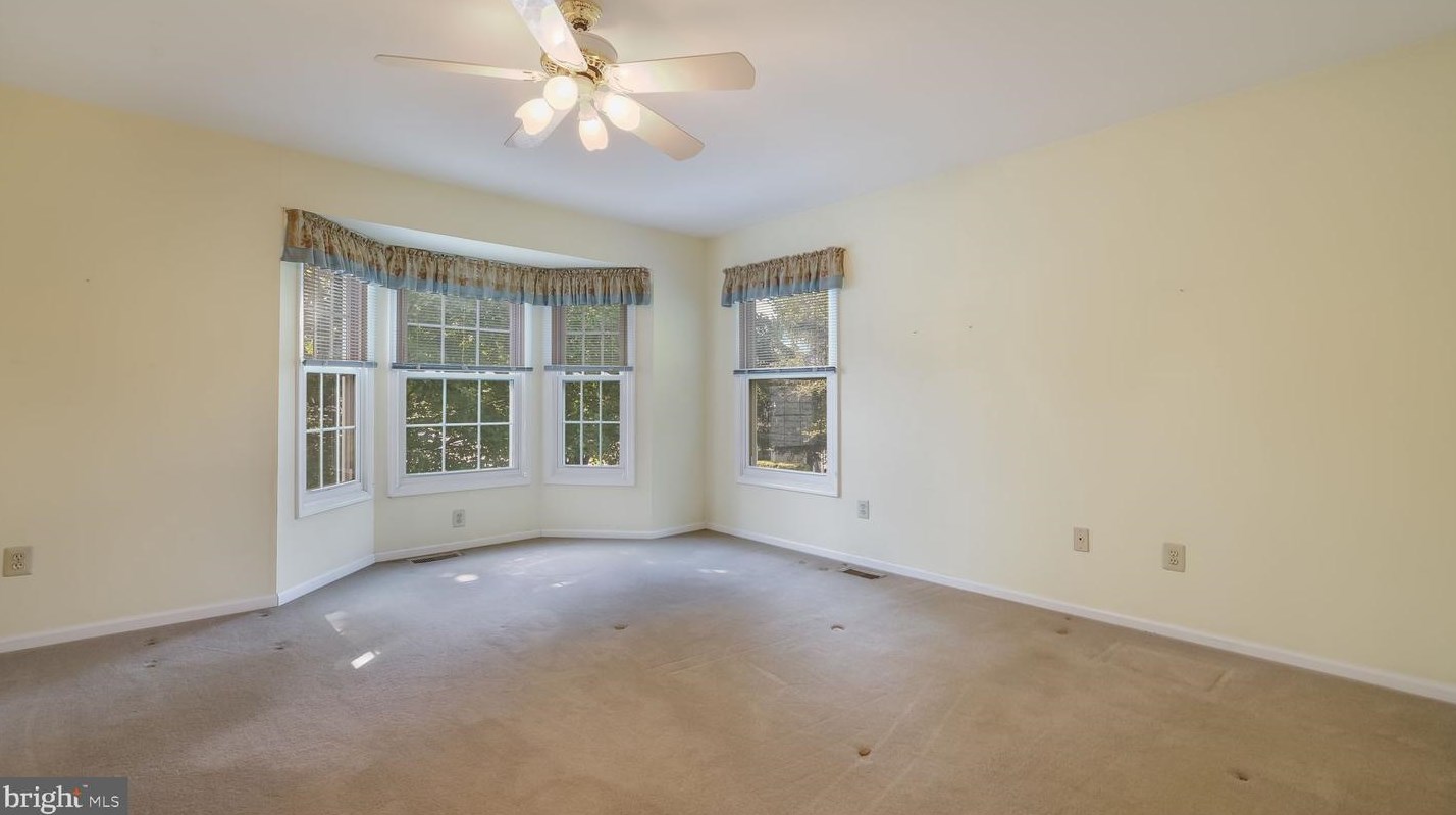 21 Kanon Ct, Upper Makefield PA 18940-1861 exterior