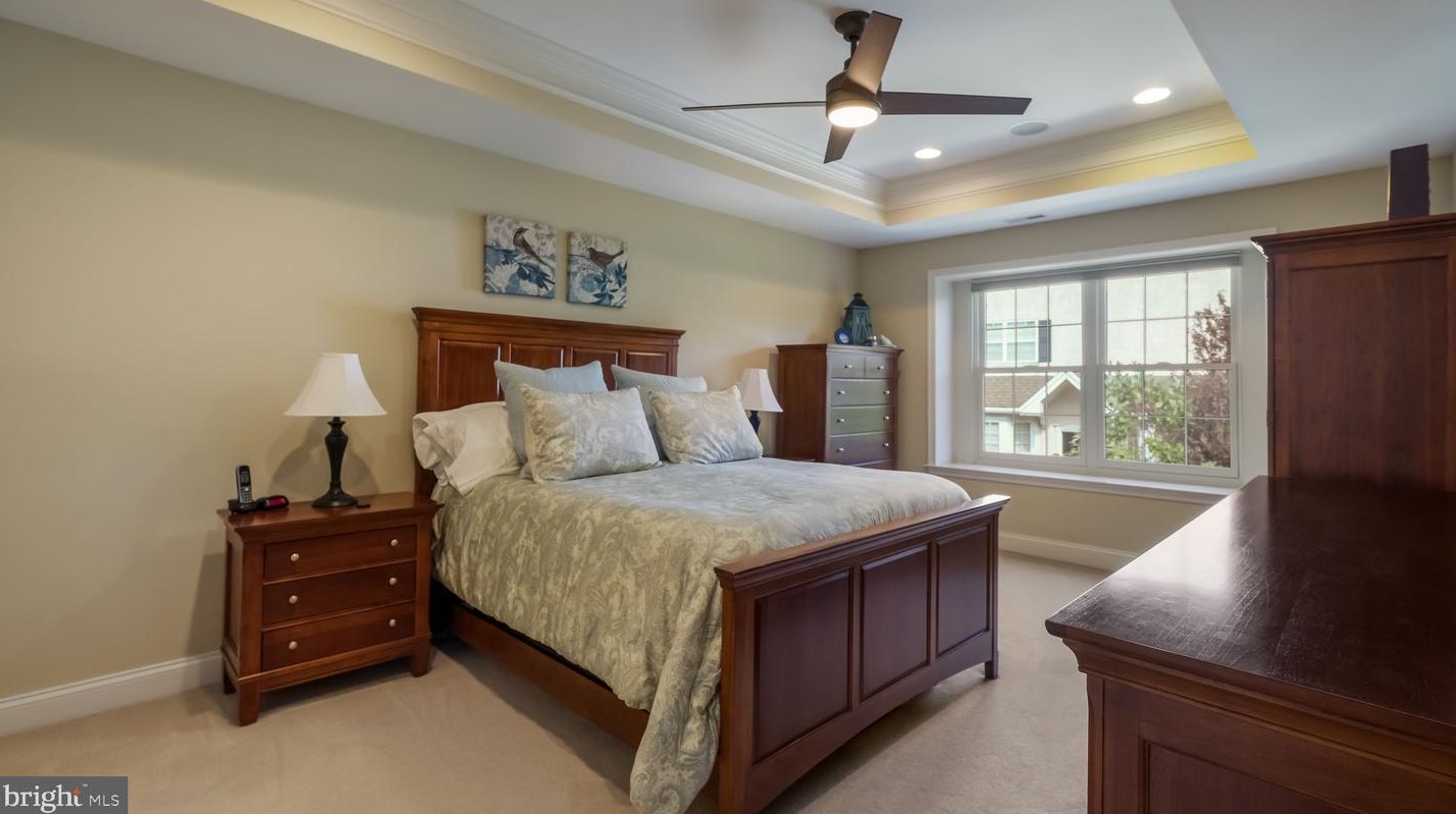 49 Wellington Rd, Upper Makefield PA 18940-3714 exterior