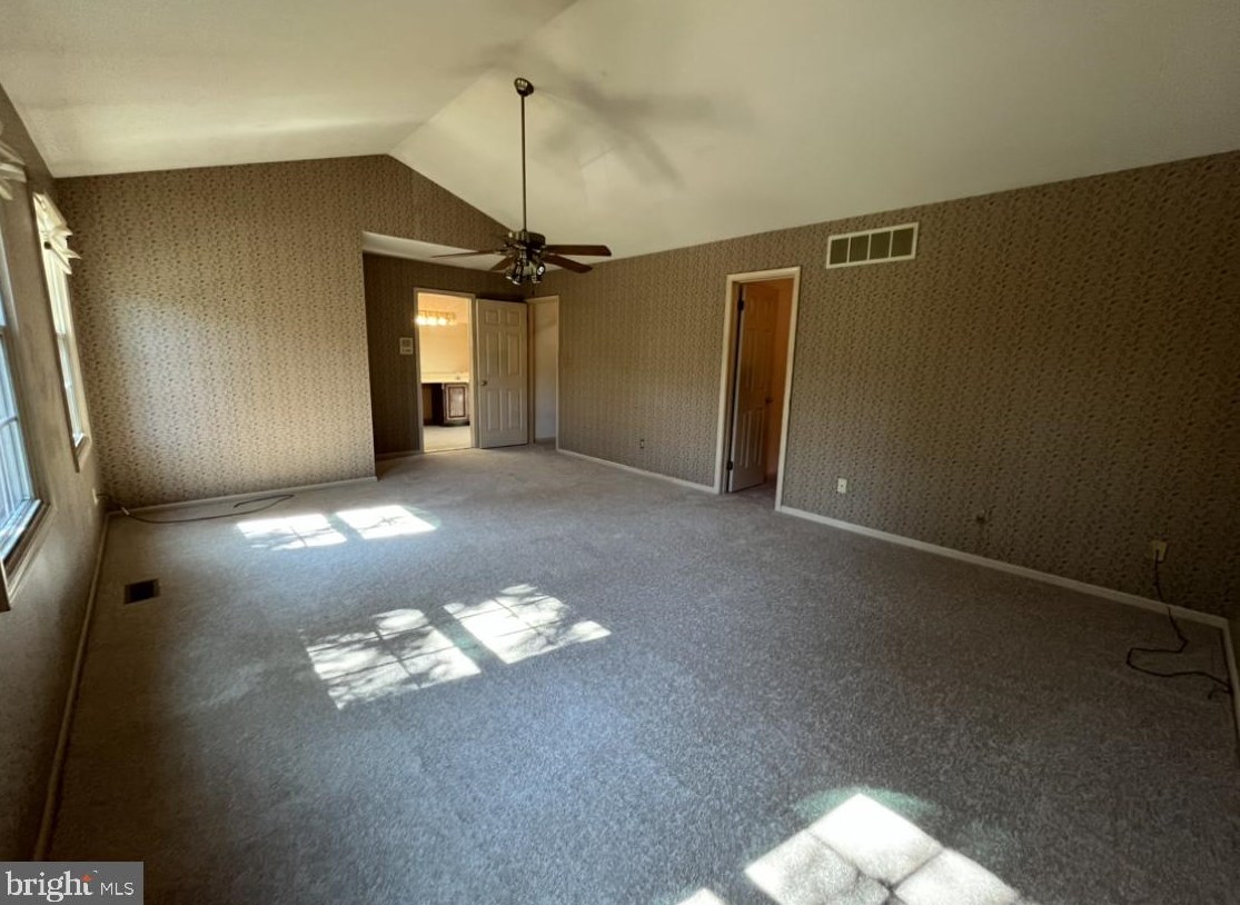 645 Chatham Ct, Chalfont PA 18914-2061 exterior