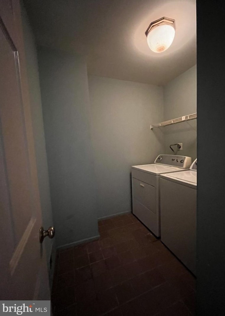 645 Chatham Ct, Chalfont PA 18914-2061 exterior