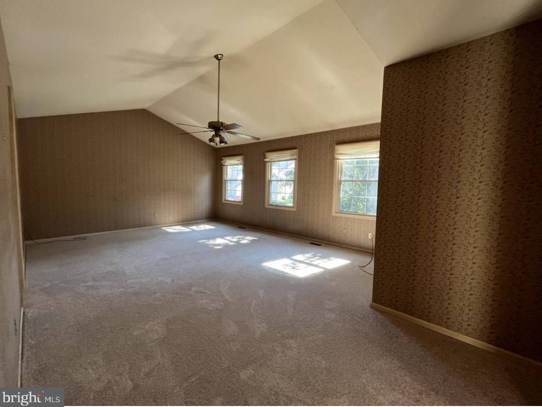 645 Chatham Ct, Chalfont PA 18914-2061 exterior