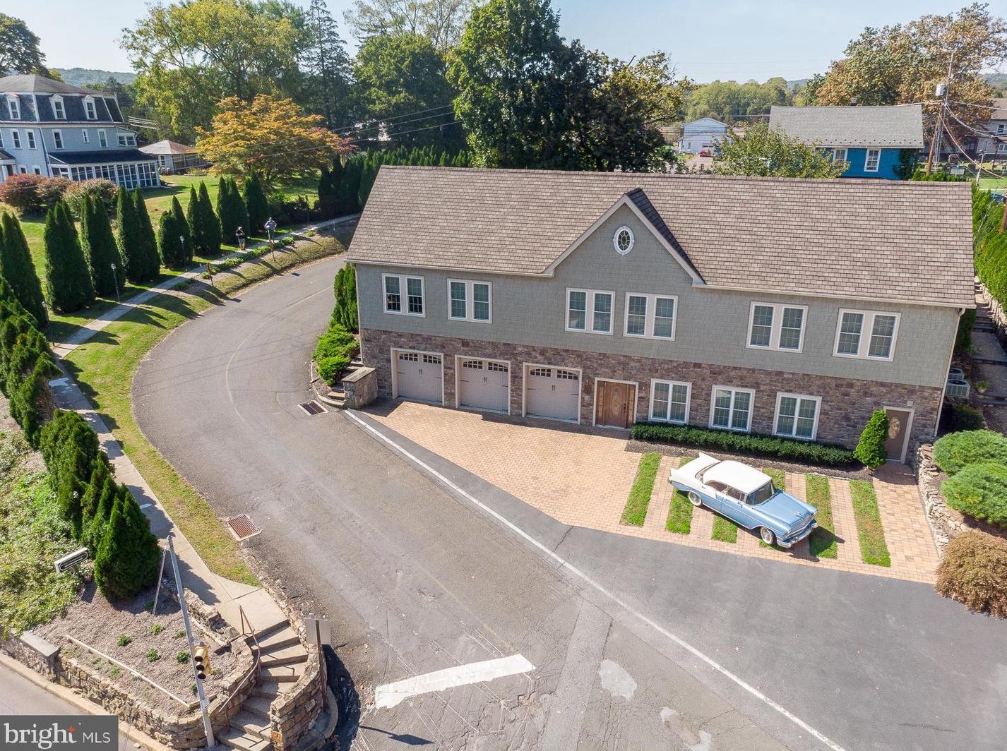 683 Easton Rd, Riegelsville, PA 18077-7222