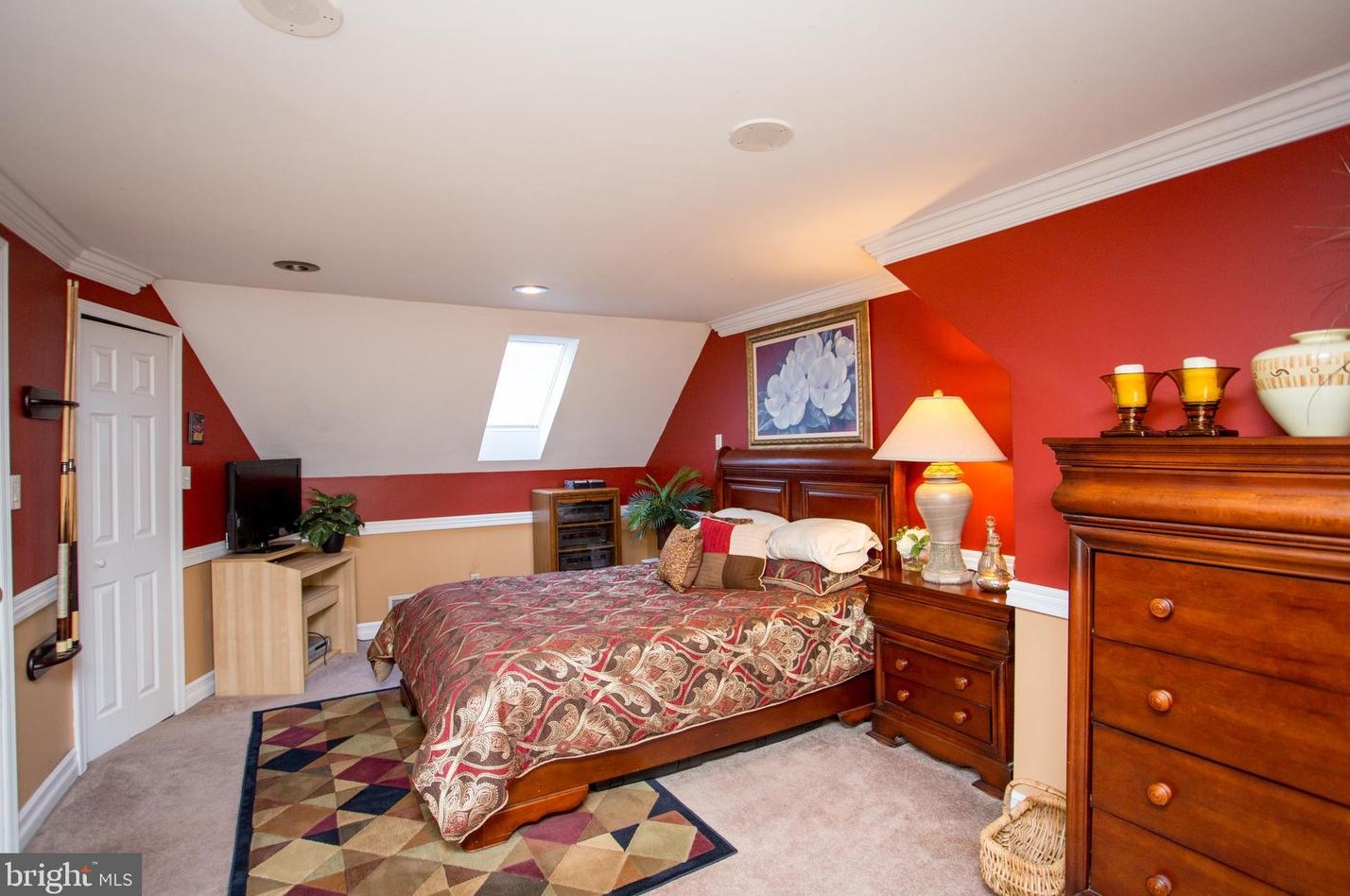 24 Rose Apple Rd, Levittown PA  19056-2318 exterior